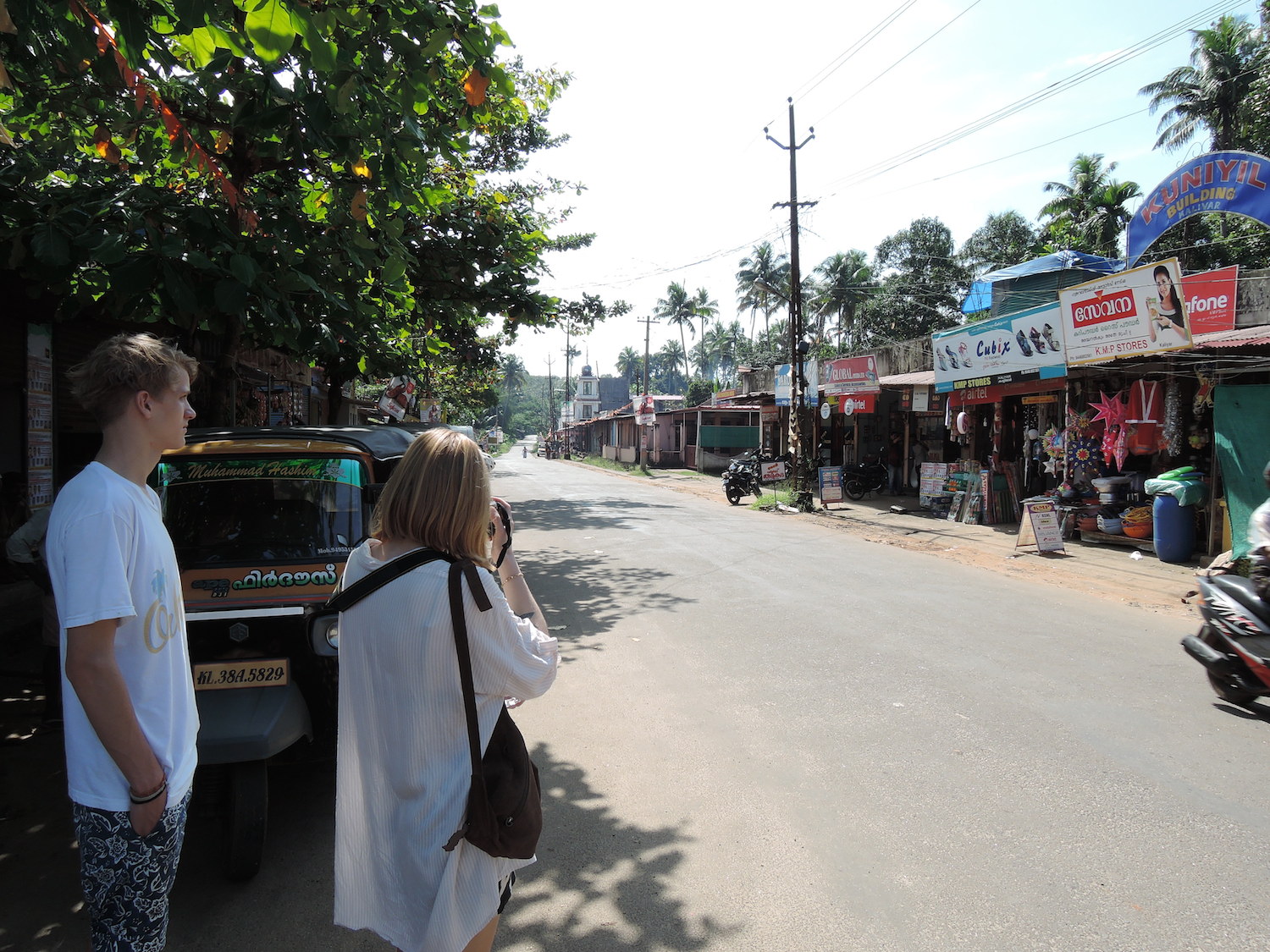 Kaliyar bus stop